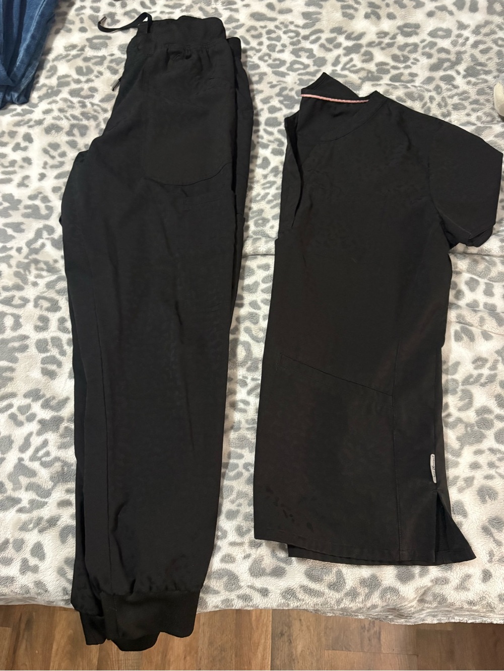 Black Women's Jogger Scrub Pants - Comfortable Workwear